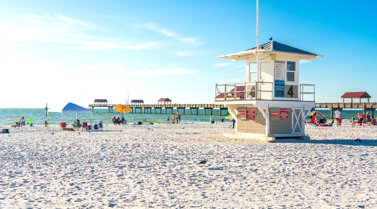 Clearwater Beach is a popular tourist destination located on the west coast of Florida. The beach boasts crystal clear waters, white sands and a lively atmosphere. The area is also home to many restaurants, shops and entertainment venues. Clearwater Beach has Pier 60, a popular fishing spot, as well as nightly sunset celebrations with live music and street performers.